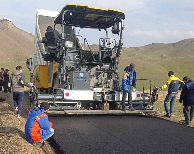 FORISH TUMANINI G‘ALLAOROL TUMANI MARKAZI BILAN BOG‘LOVCHI YO‘L TEKISLANDI